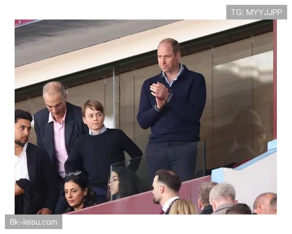 人物特写:阿斯顿维拉定位球专家教练的日常工作与数据分析 人物特写:阿斯顿维拉定位球专家教练的日常工作与数据分析